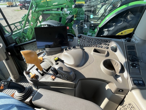 2024 John Deere 6R 130 (9th thumbnail)