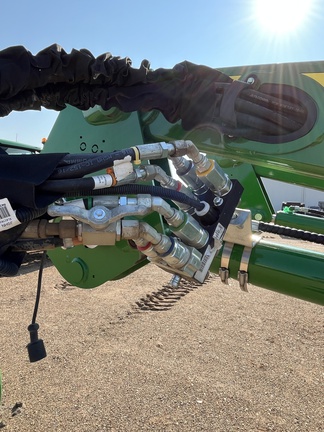 2024 John Deere 6R 130 (24th thumbnail)
