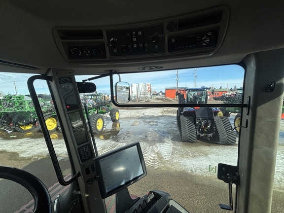 Used 2015 Case IH Steiger 540 Quadtrac Track Tractors at Horizon Ag & Turf in Vermilion, AB - Photo14