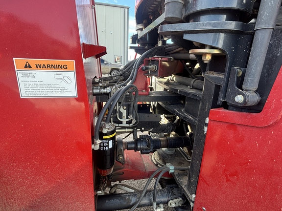 Used 2015 Case IH Steiger 540 Quadtrac Track Tractors at Horizon Ag & Turf in Vermilion, AB - Photo8