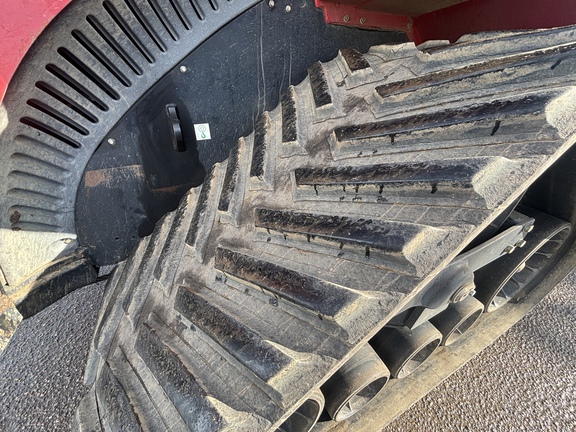 Used 2015 Case IH Steiger 540 Quadtrac Track Tractors at Horizon Ag & Turf in Vermilion, AB - Photo9