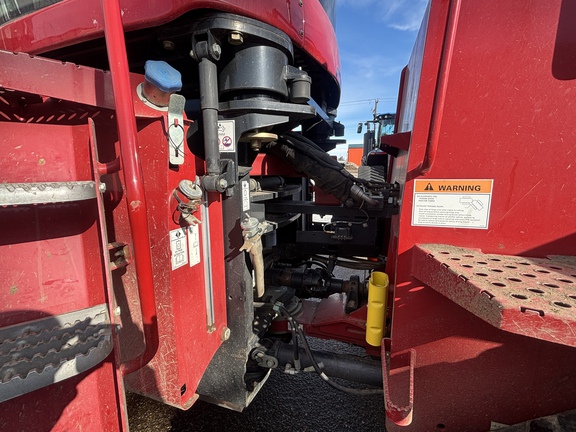 Used 2015 Case IH Steiger 540 Quadtrac Track Tractors at Horizon Ag & Turf in Vermilion, AB - Photo10