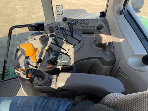 2025 John Deere 6M 165 - Photo31