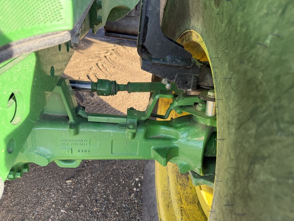 2025 John Deere 6M 140 - Photo11