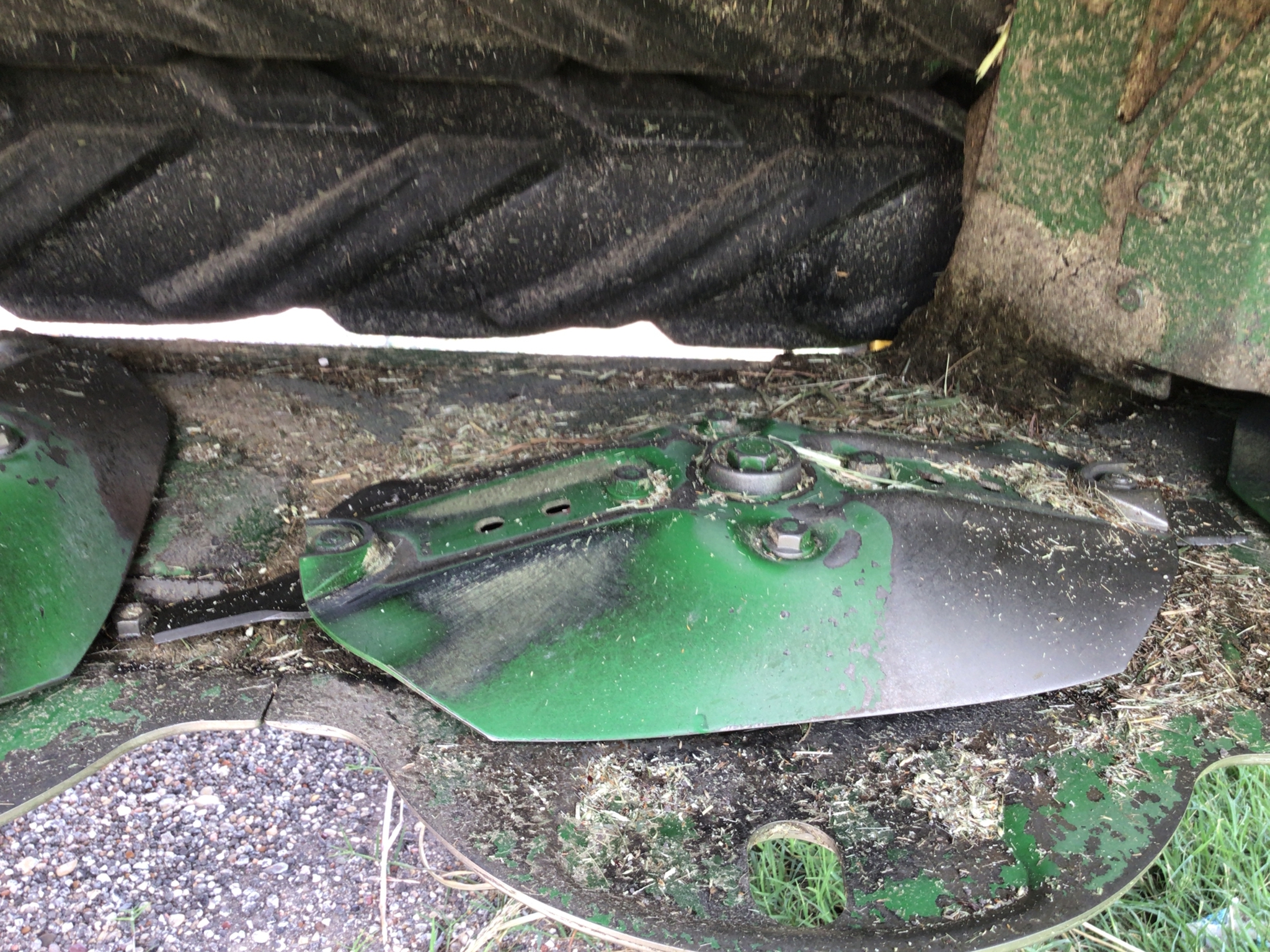 2023 John Deere C400 Image 12