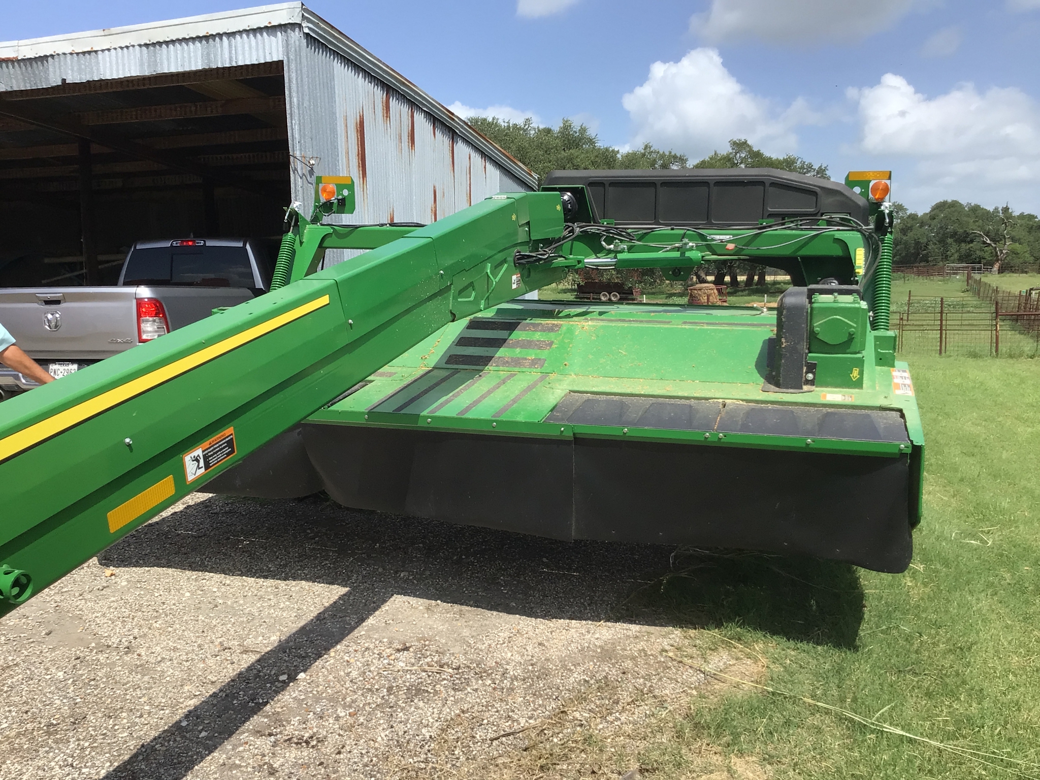 2023 John Deere C400 Image 1