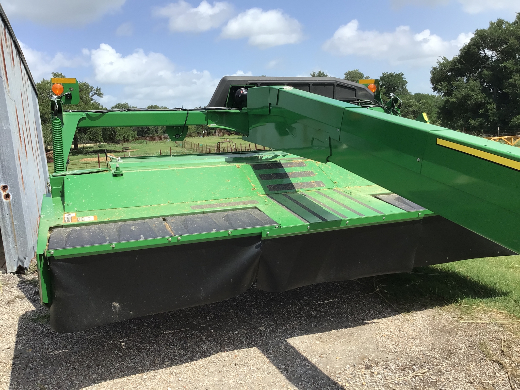 2023 John Deere C400 Image 4