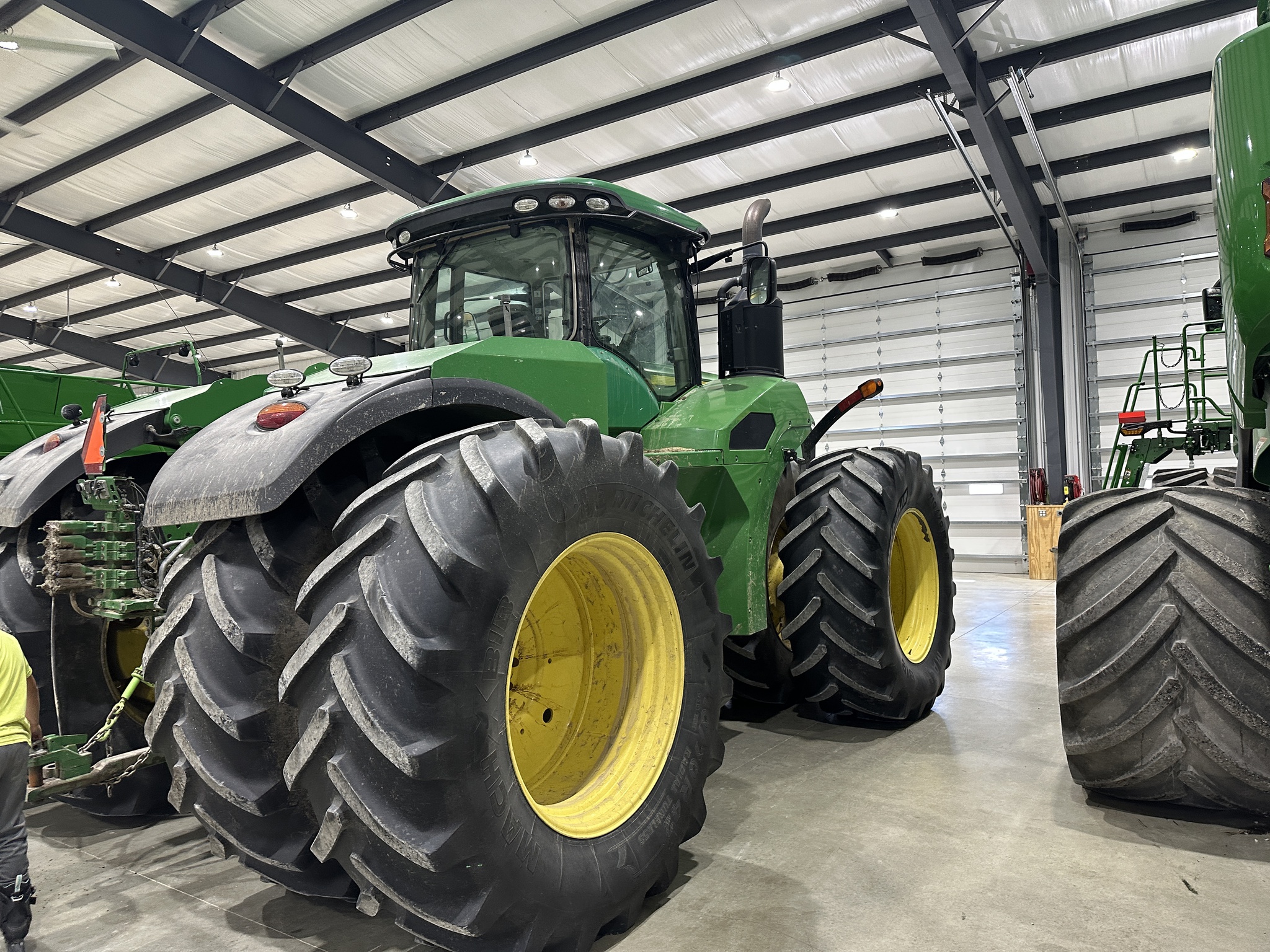 2015 John Deere 9420R Image 9