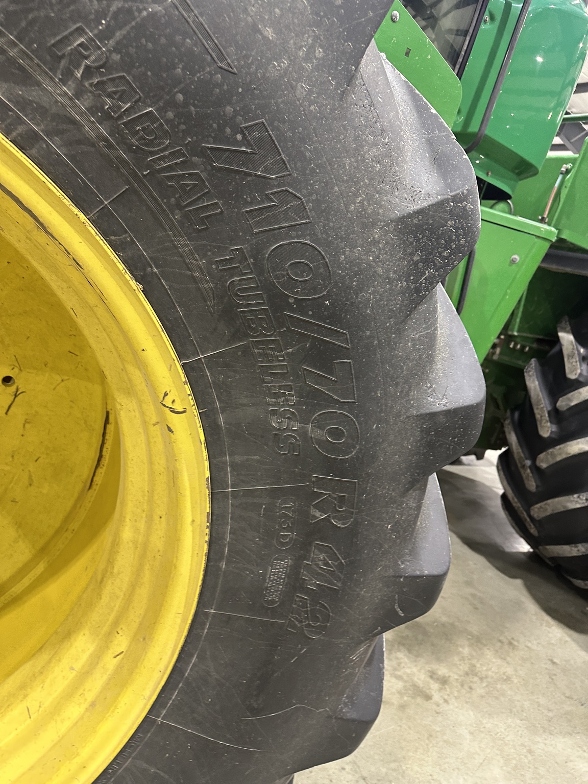 2015 John Deere 9420R Image 4