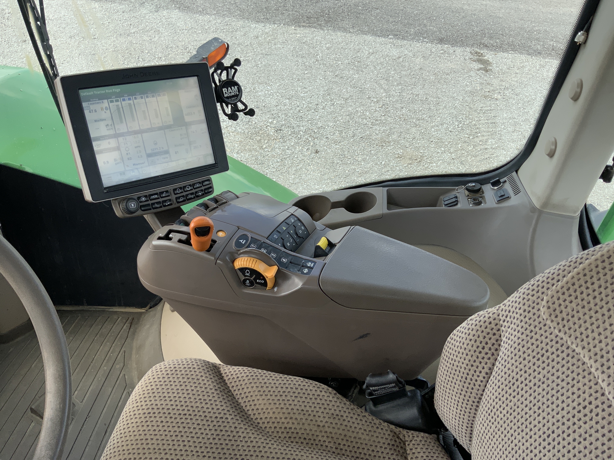 2015 John Deere 9420R Image 4