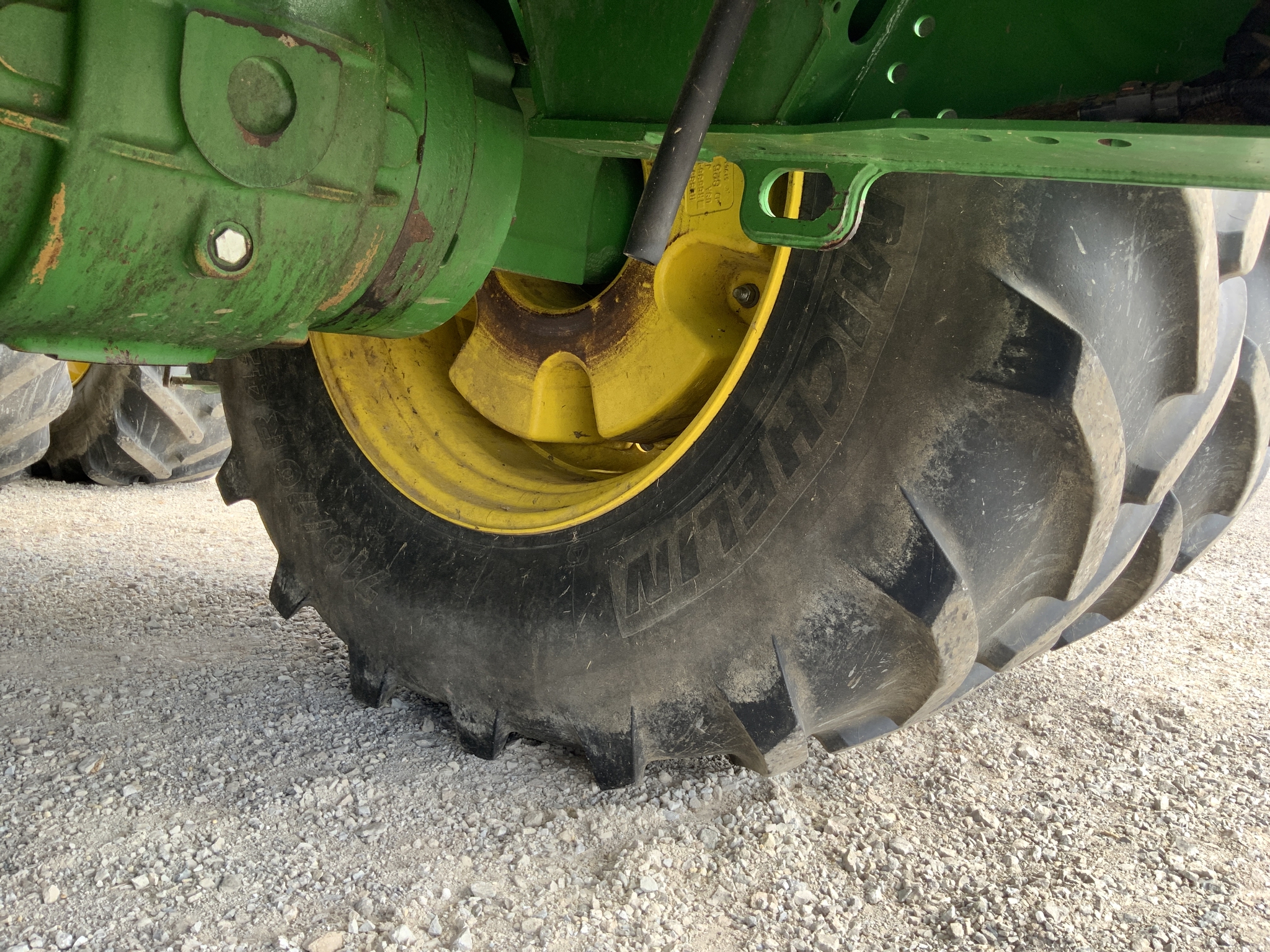 2015 John Deere 9420R Image 11