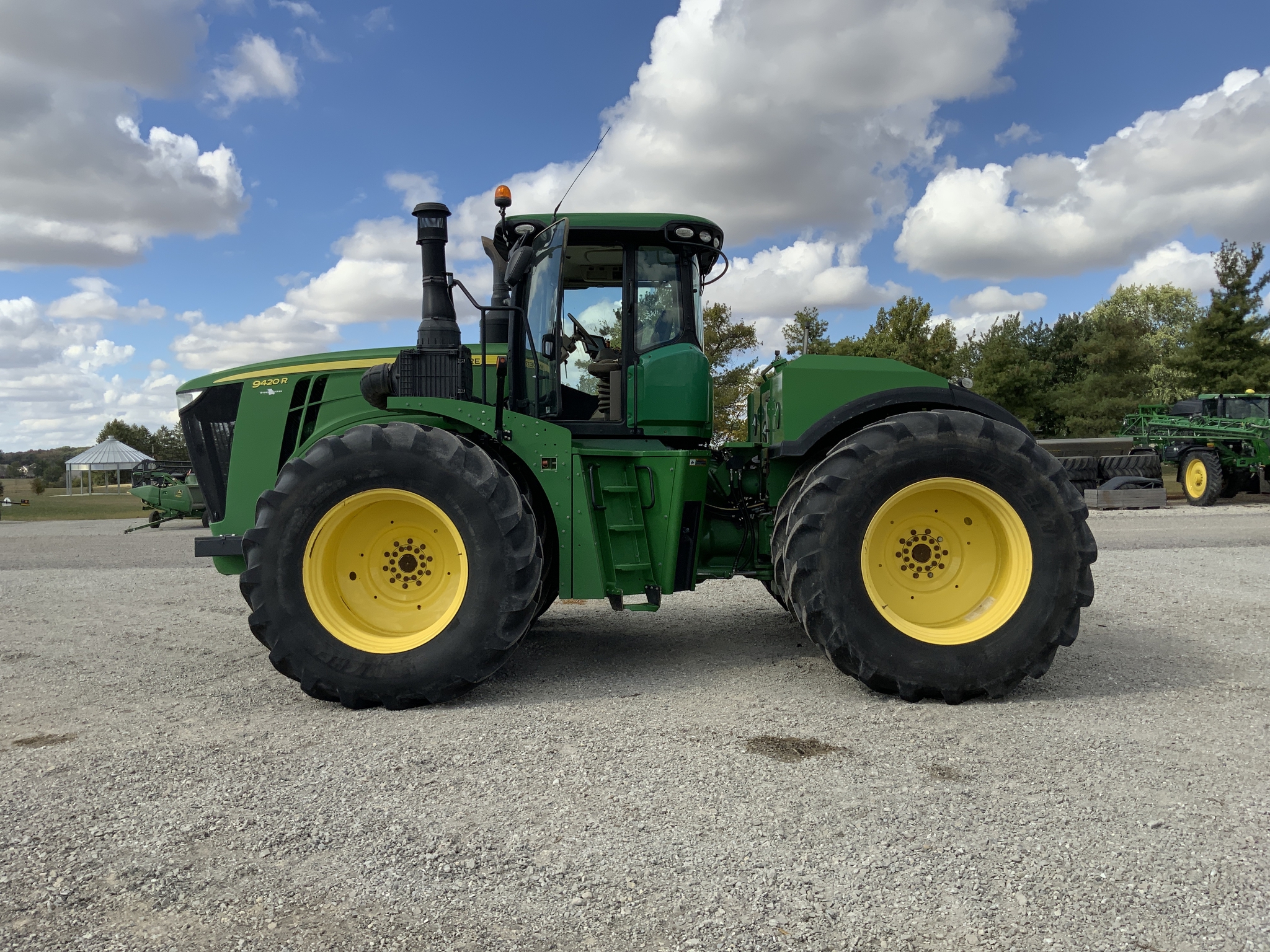 2015 John Deere 9420R Image 1