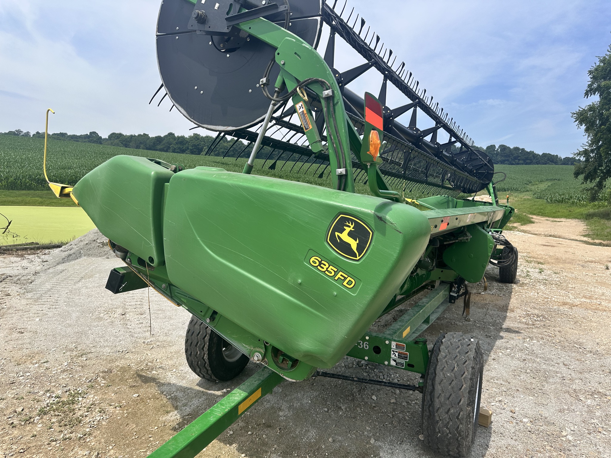 2014 John Deere 635FD Image 5