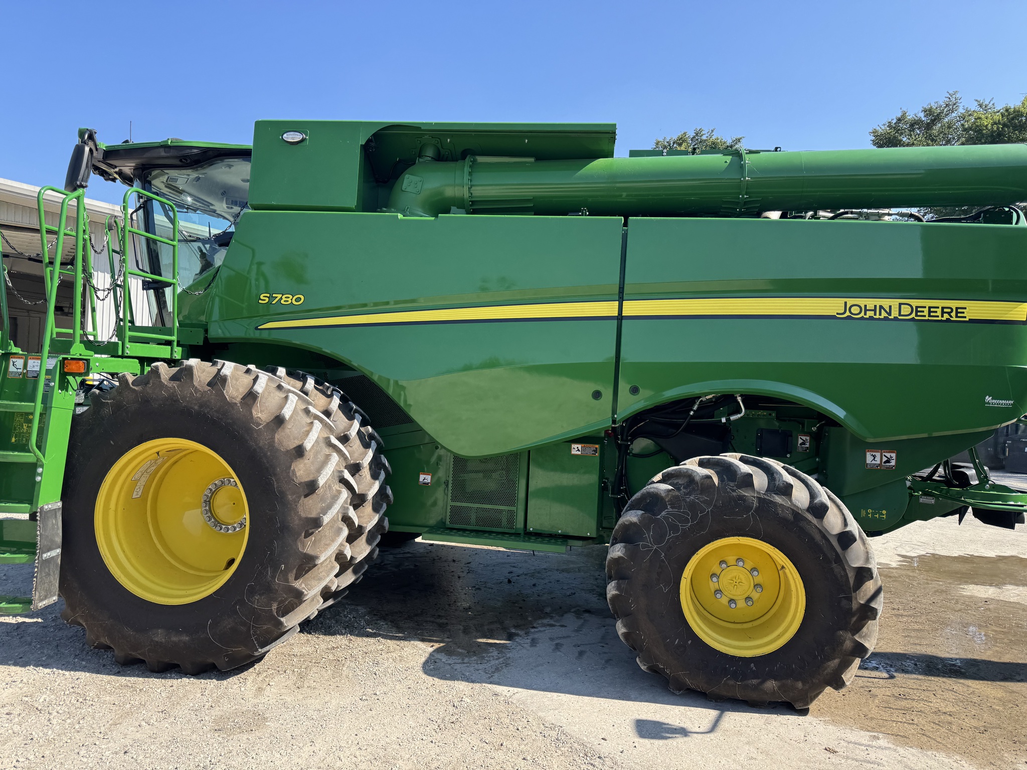 2023 John Deere S780 Image 9