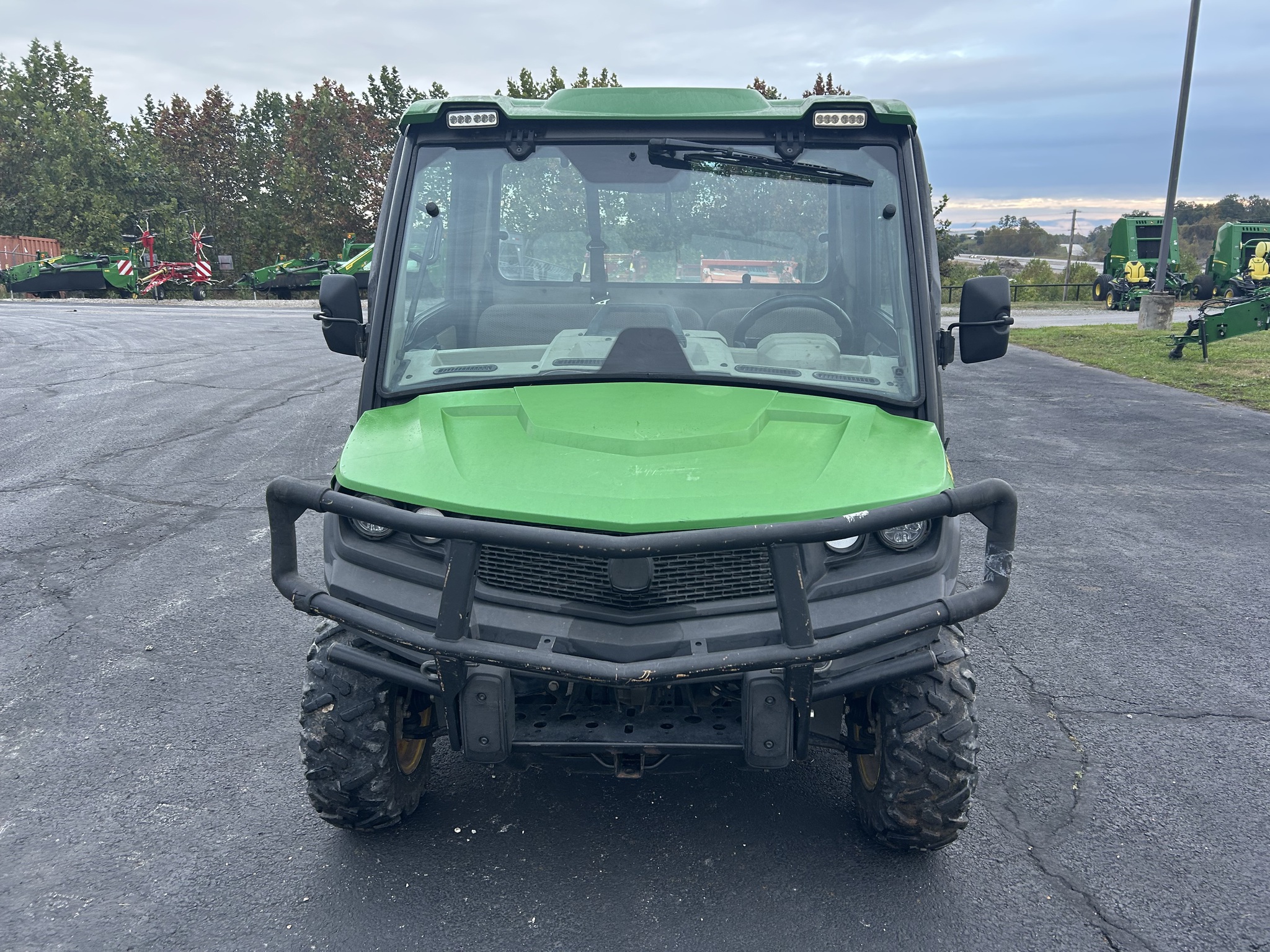  2018 John Deere XUV 865R at Heritage Tractor in Anderson, MO