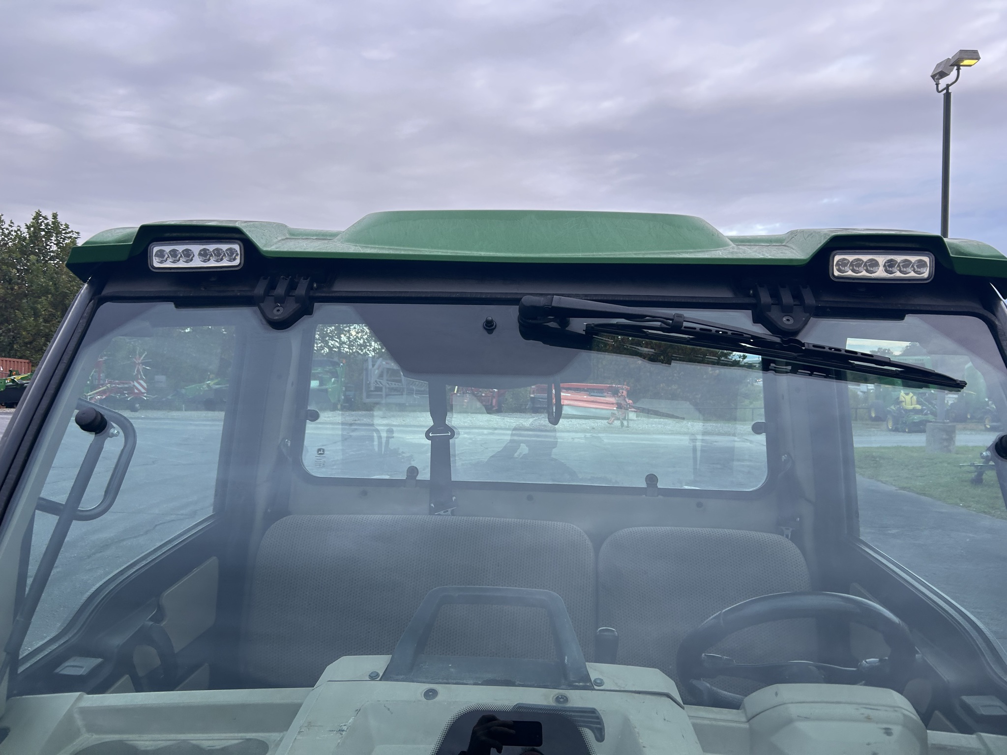  2018 John Deere XUV 865R at Heritage Tractor in Anderson, MO