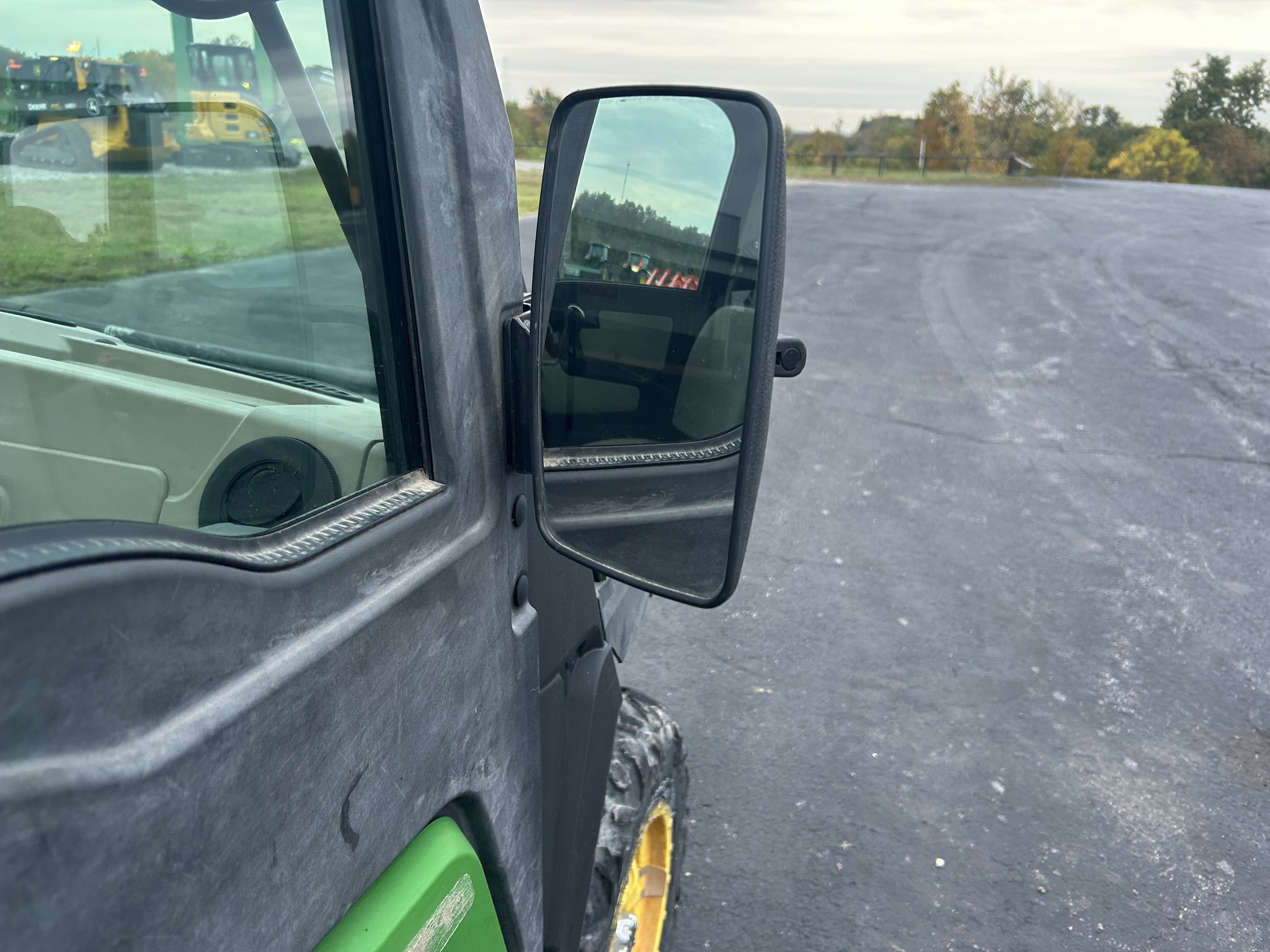  2018 John Deere XUV 865R at Heritage Tractor in Anderson, MO