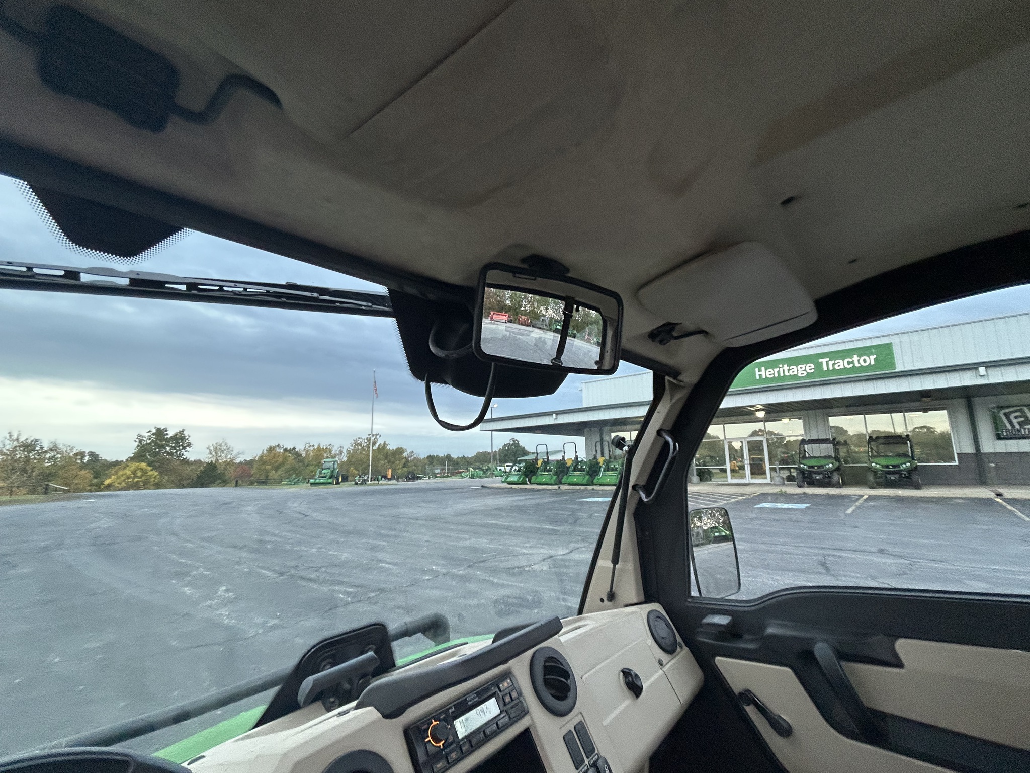  2018 John Deere XUV 865R at Heritage Tractor in Anderson, MO