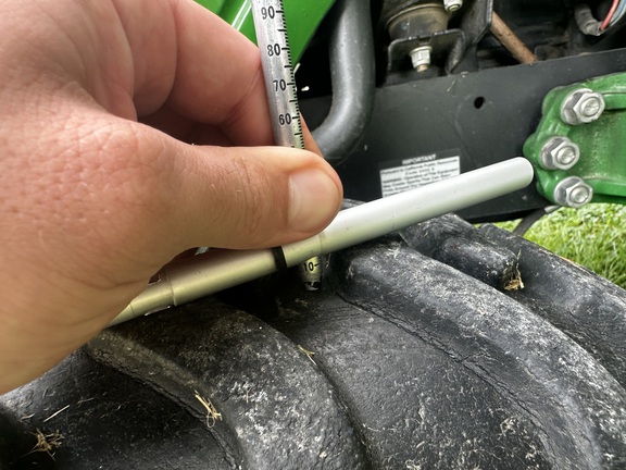 Photo of 2014 John Deere 1025R