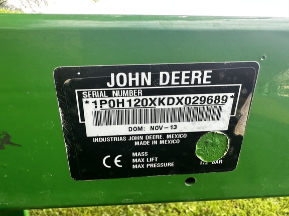 Photo of 2014 John Deere 1025R