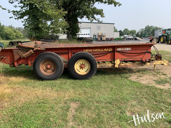 Photo of New Holland 680