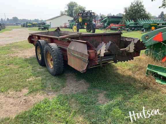 Photo of New Holland 680
