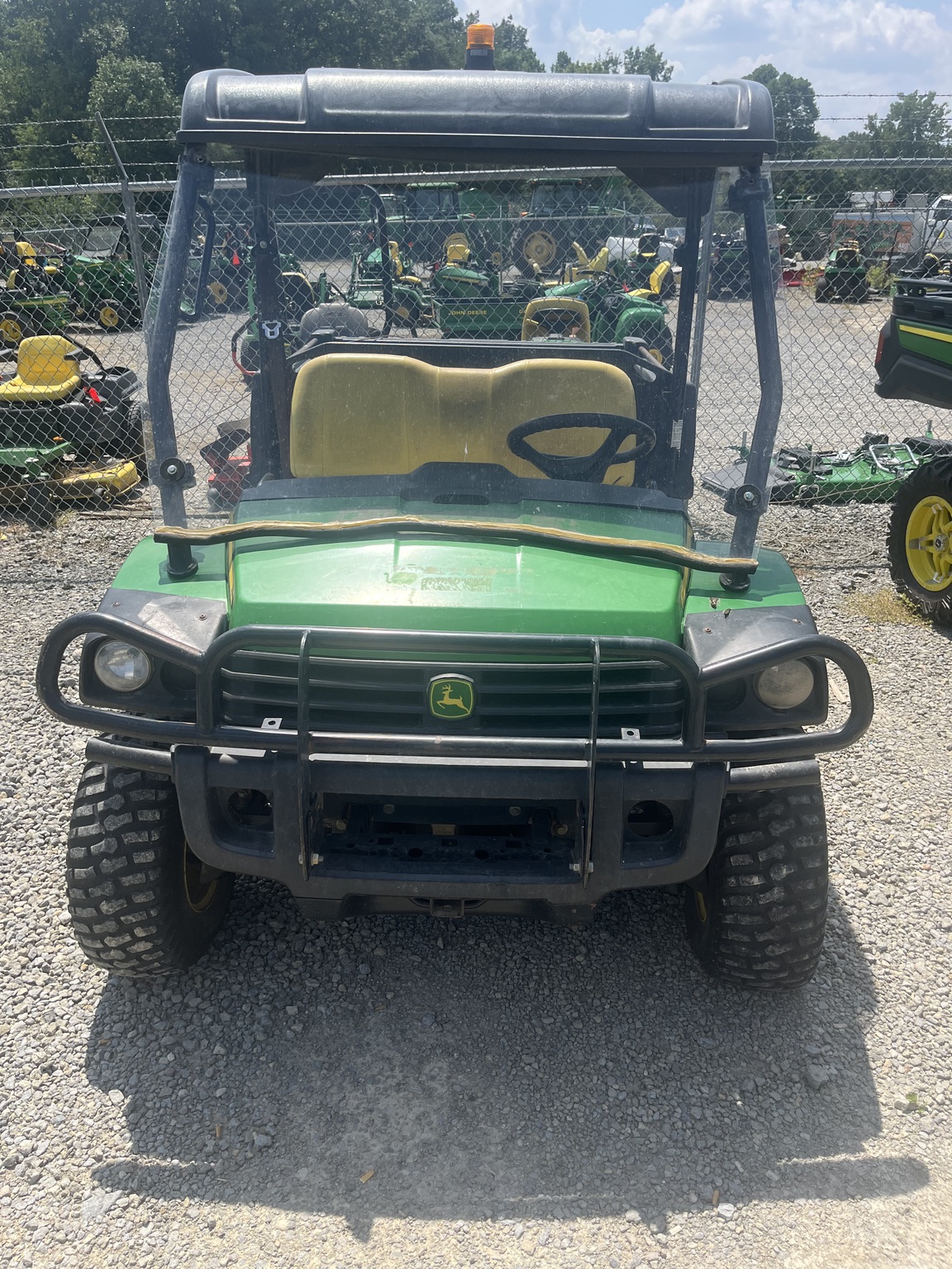 2015 John Deere XUV 855D GREEN Image 3