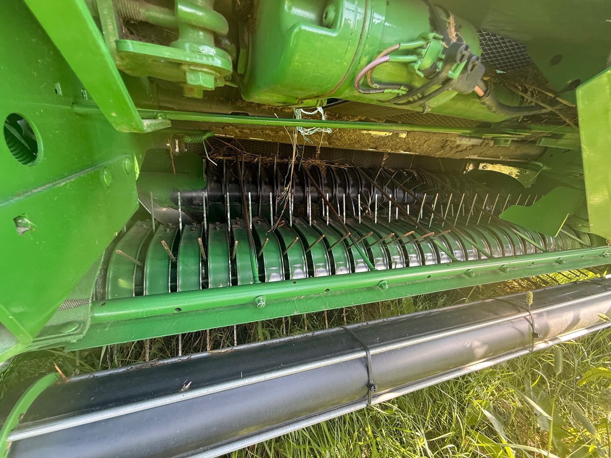 2023 John Deere 560M Image 6