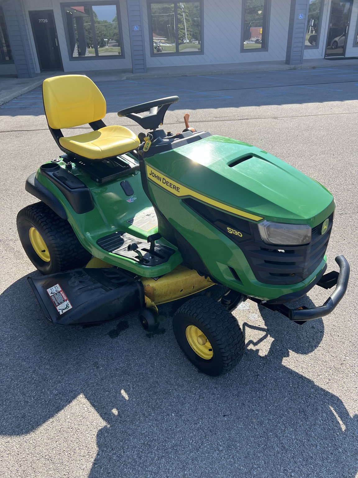2021 John Deere S130 Image 3