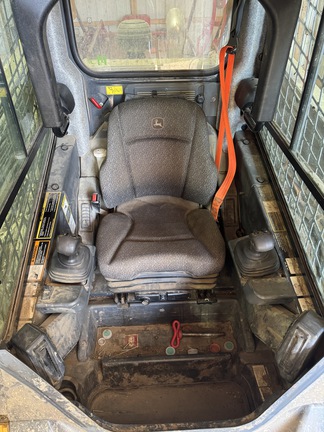 Photo of 2023 John Deere 333G