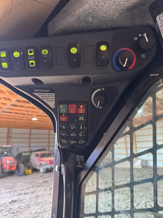 Photo of 2023 John Deere 333G