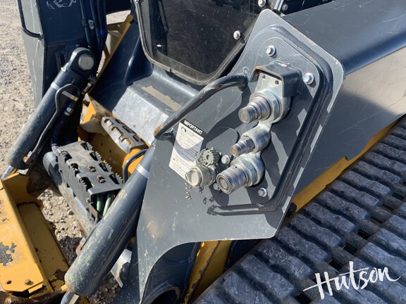 Photo of 2023 John Deere 333G