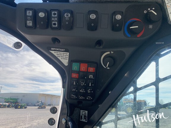 Photo of 2023 John Deere 333G