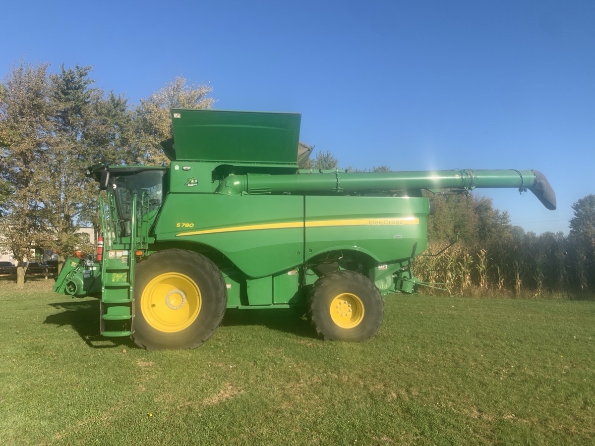 2022 John Deere S780 Image 1