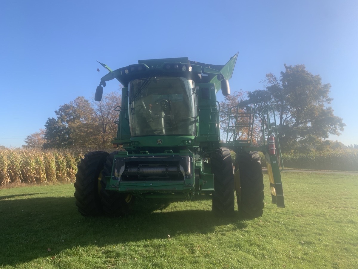 2022 John Deere S780 Image 7