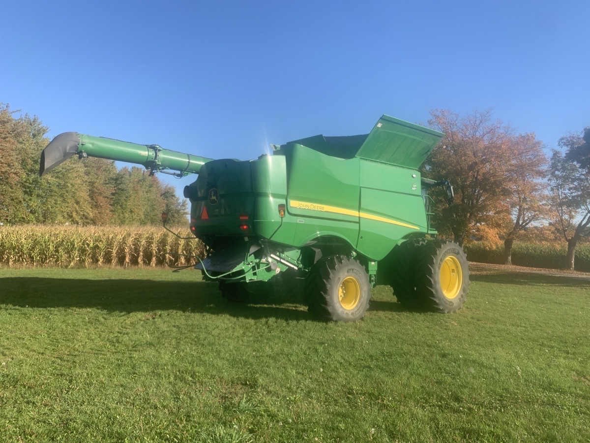 2022 John Deere S780 Image 6