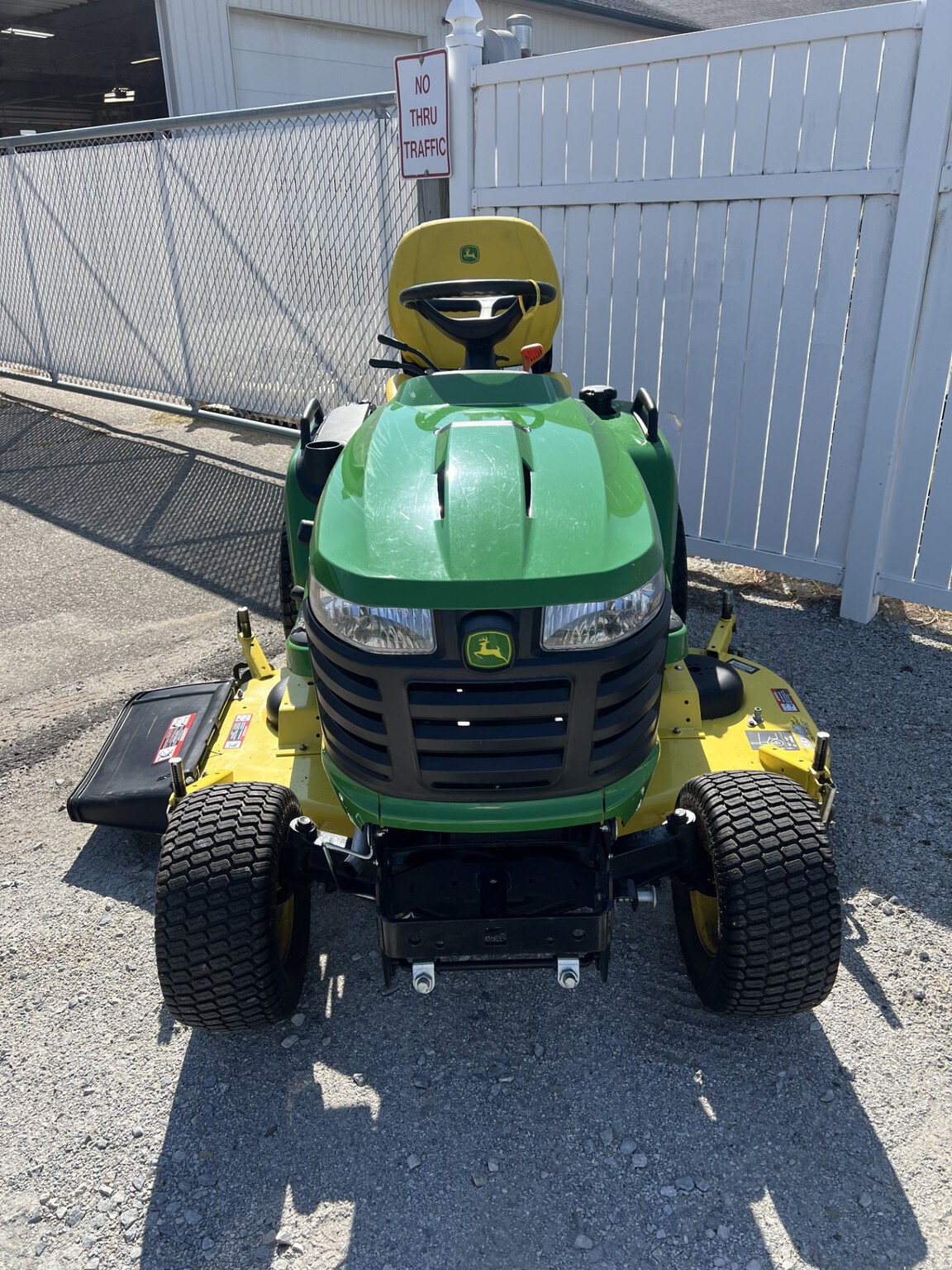 2019 John Deere X730 Image 5