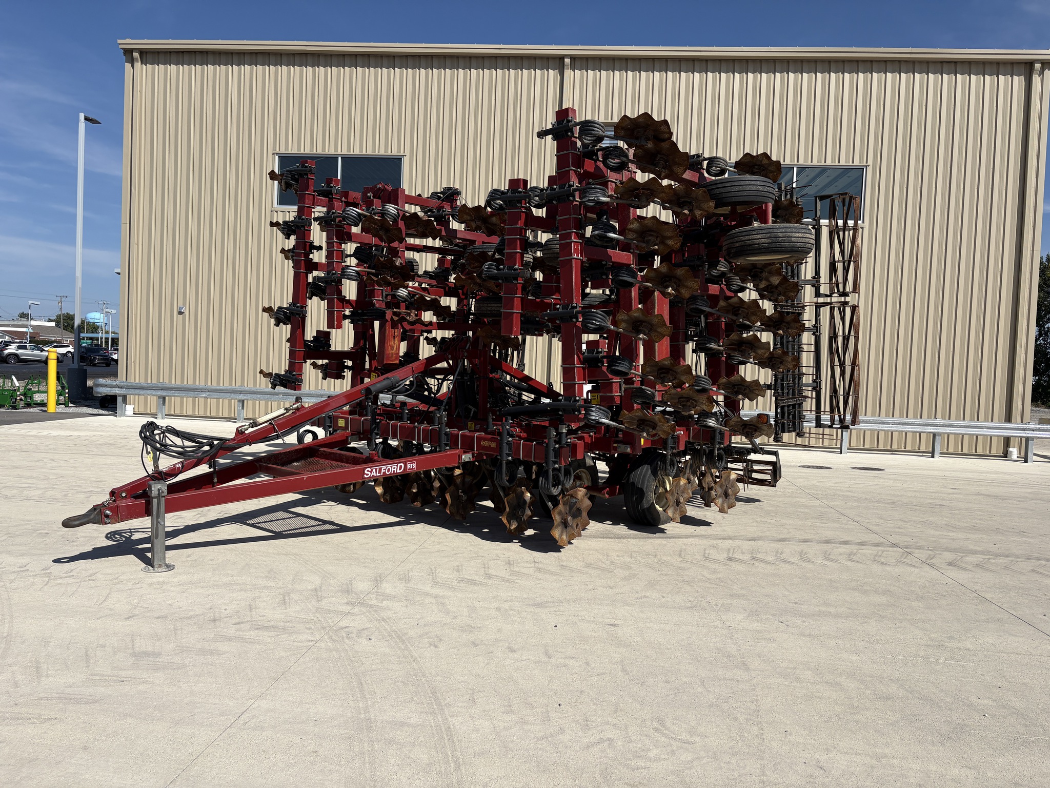 Salford 570 RTS Image 1