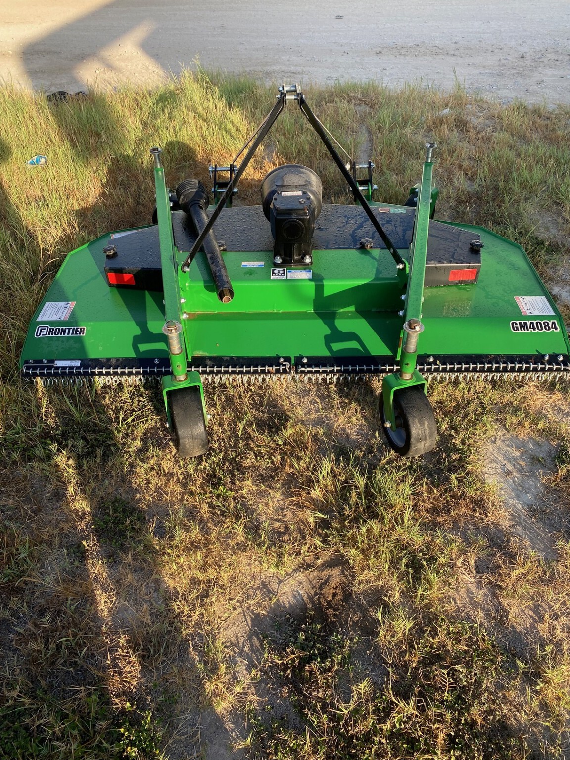 2022 Frontier GM4084 Image 1