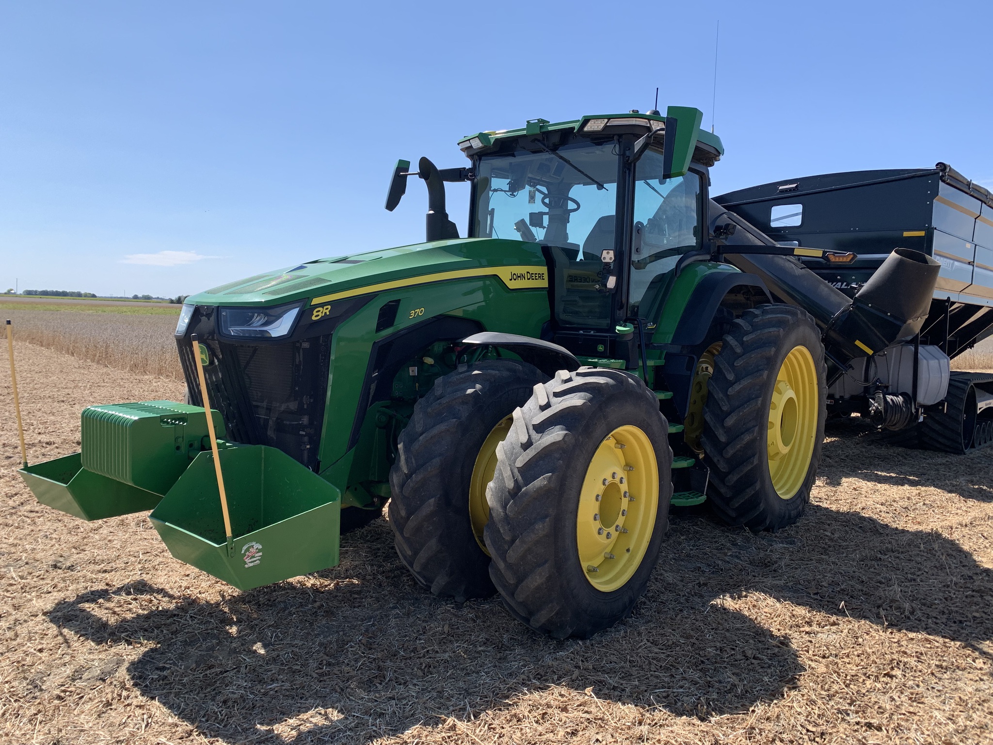 2021 John Deere 8R 370 Image 1