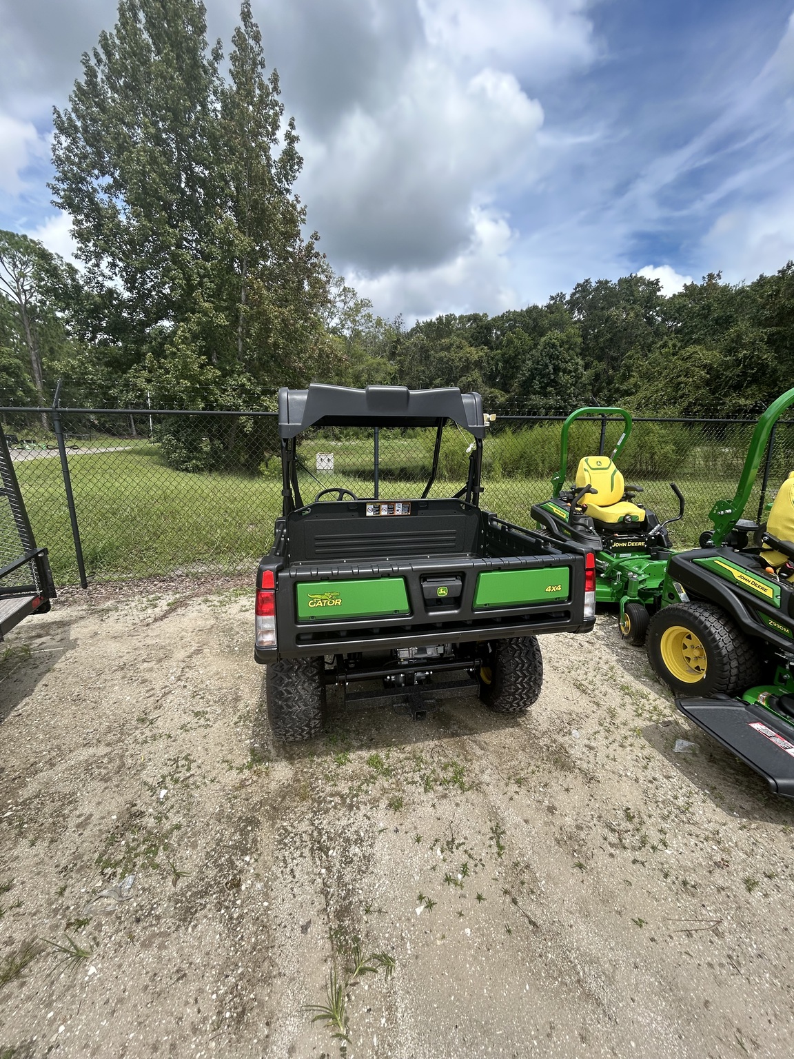 2025 John Deere HPX615E Image 4