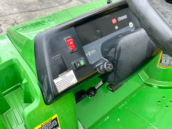 2015 John-Deere TS 4X2