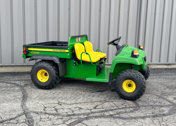 2015 John-Deere TS 4X2
