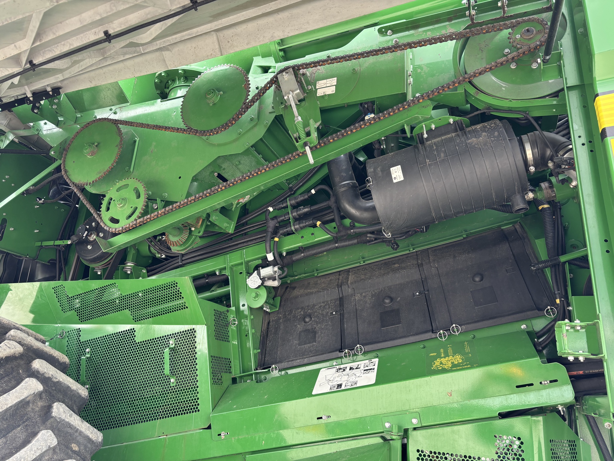  2022 John Deere S770 at Heritage Tractor in Brimfield, IL