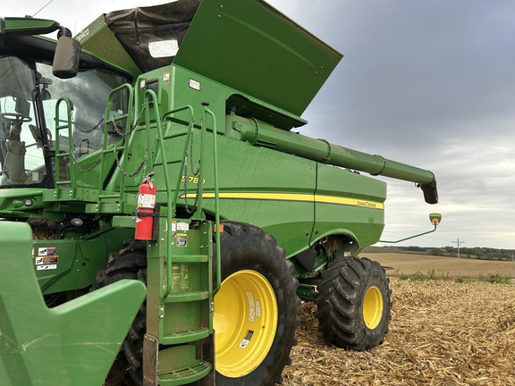 2021 John Deere S780 (5th thumbnail)