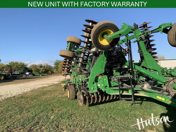 Photo of 2024 John Deere 2660VT