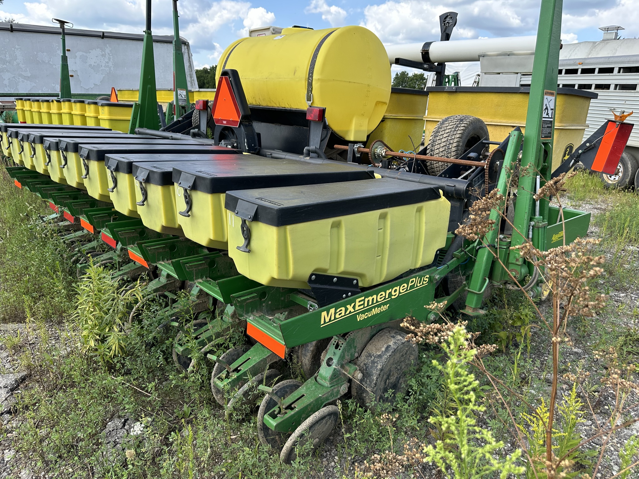 2002 John Deere 1780 Image 3