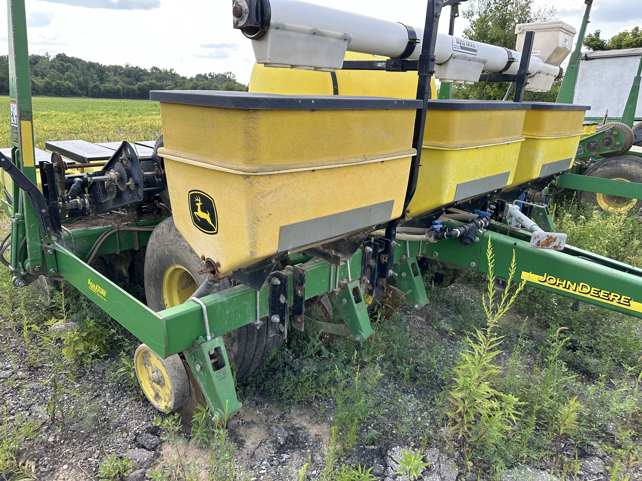 2002 John Deere 1780 Image 8