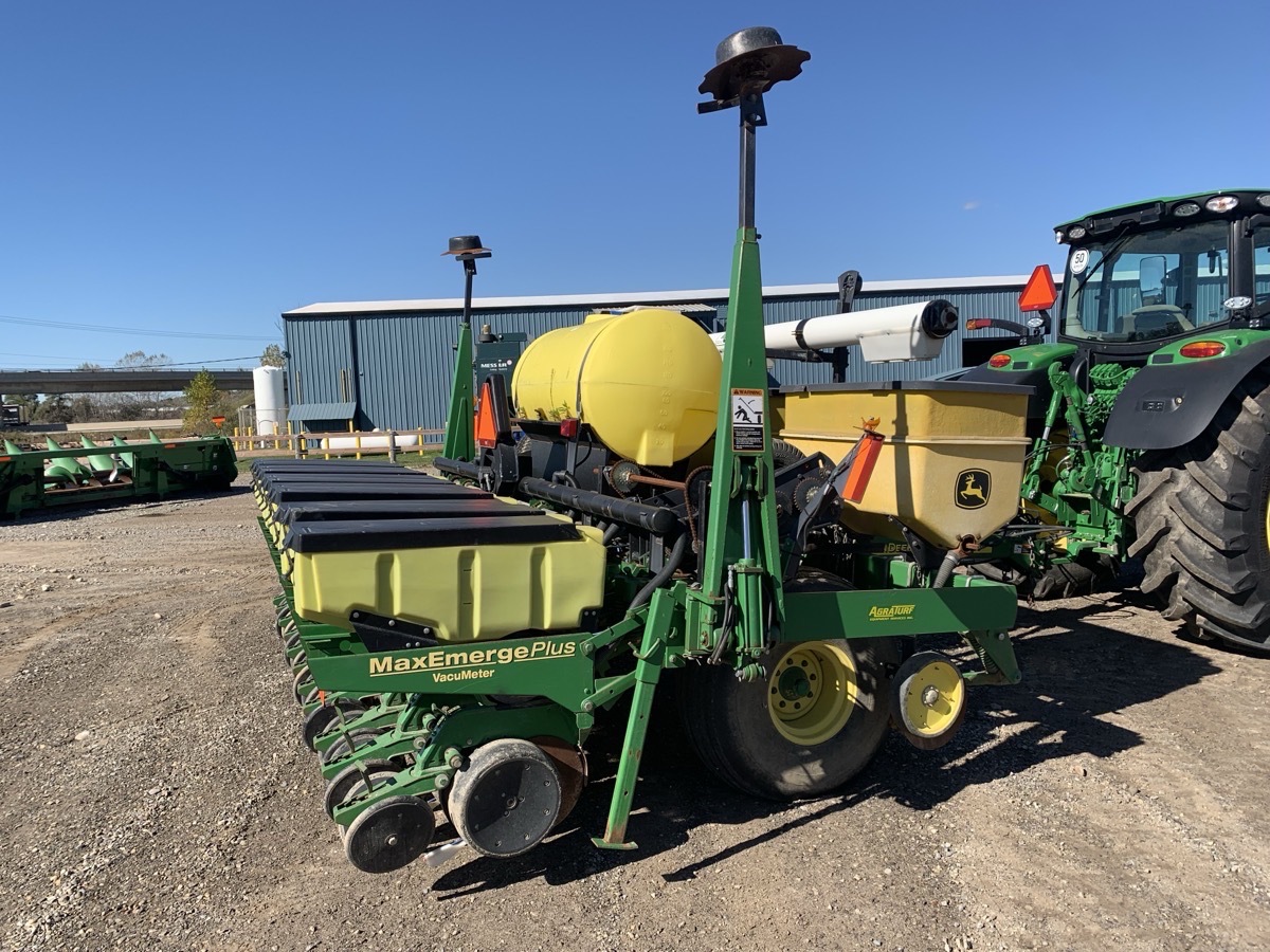 2002 John Deere 1780 Image 2