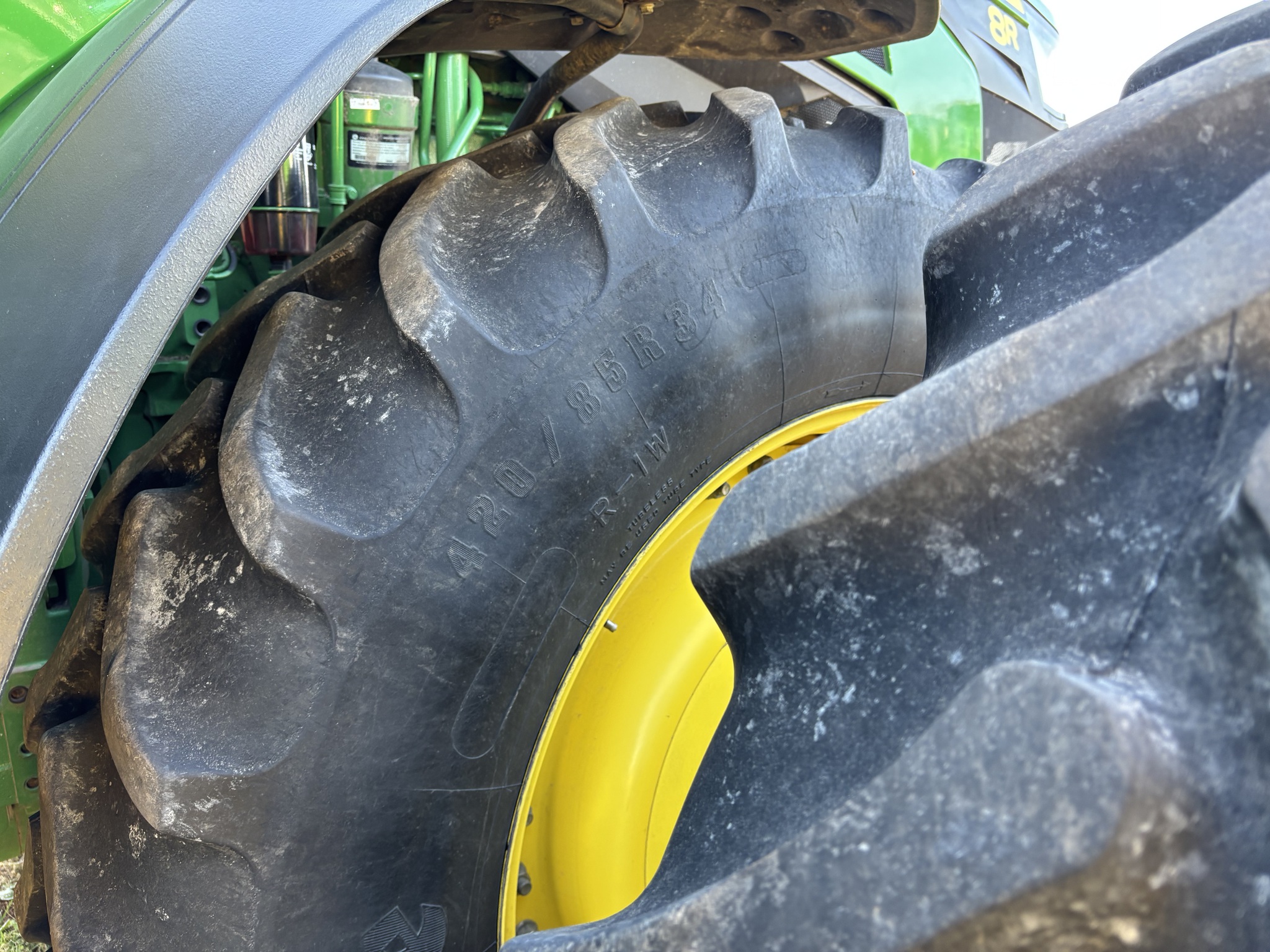  2022 John Deere 8R 370 at Heritage Tractor in Monmouth, IL